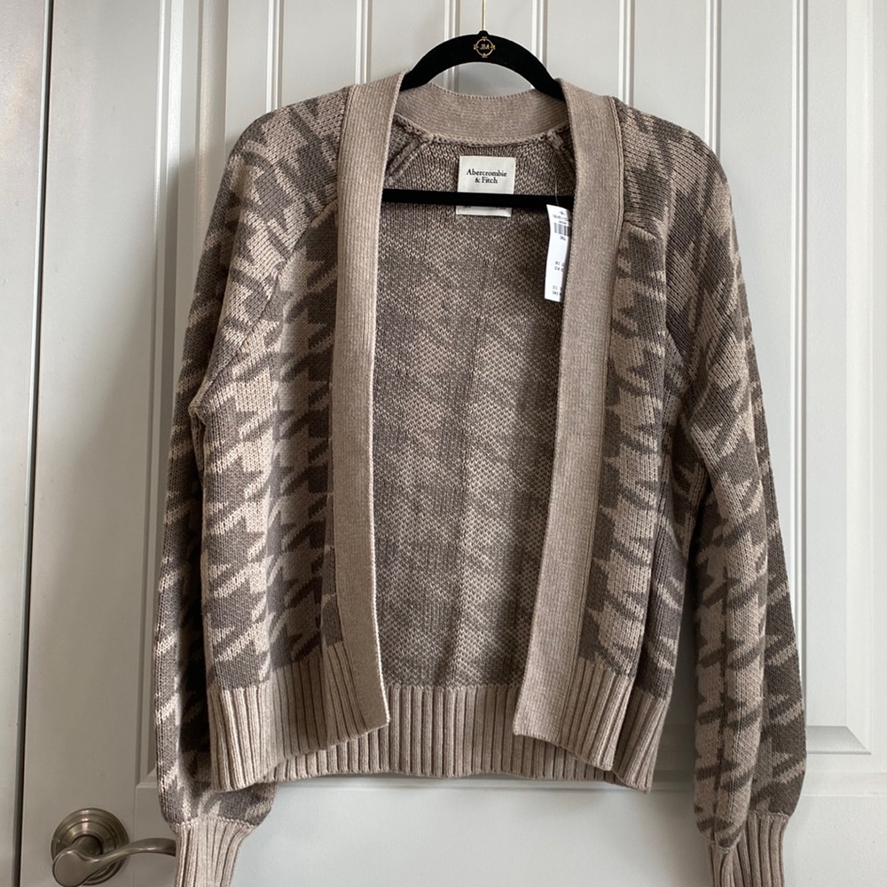 NWT Abercrombie Brown Houndstooth Cardigan Small